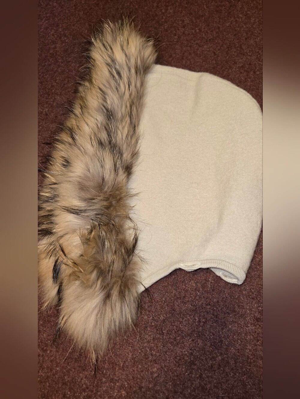 Vintage Geiger Boiled Wool Hood Genuine German Fox Fur Button Hole Neck Cream